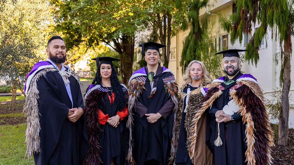 Graduates of Te Whare Wānanga o Awanuiārangi