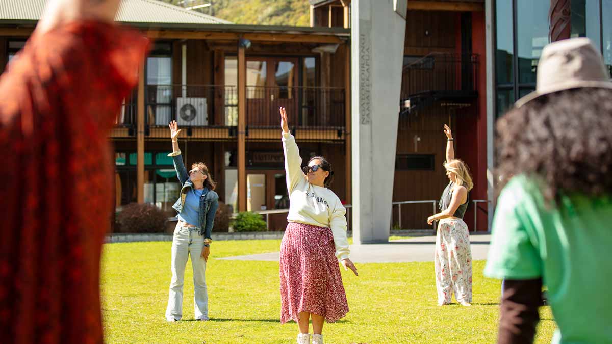 Te Pōkaitahi Reo Level 2