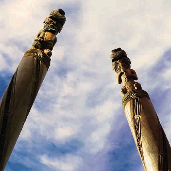 Carved Pou at Te Whare Wānanga o Awanuiārangi